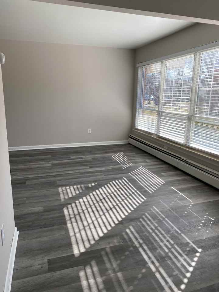 3225 Benjamin Ave #2 - Photo 6 of 11