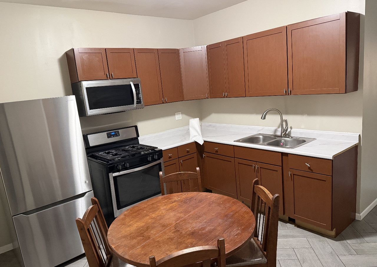 1540 W 71st St #NA - Photo 2 of 9