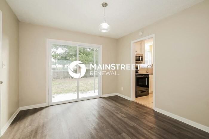 3713 Hoover Ln - Photo 6 of 15