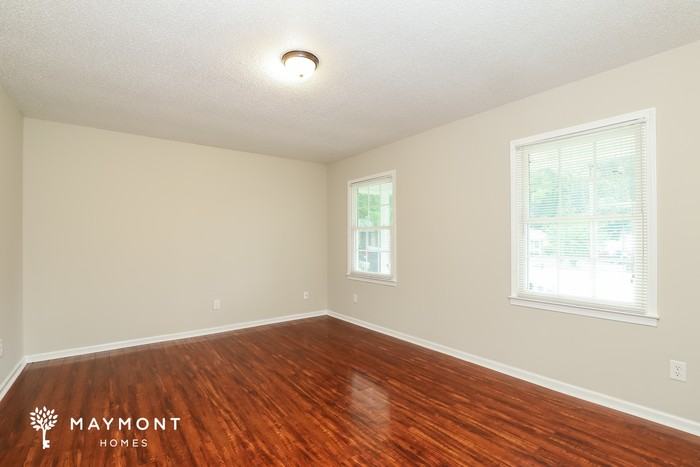 2713 Ernest St - Photo 5 of 11
