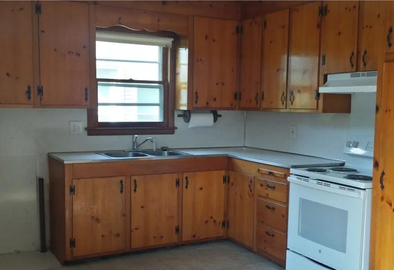 47 Hartford Ave - Photo 2 of 10