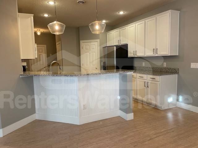 11011 Oak Grove Cir #B - Photo 3 of 12