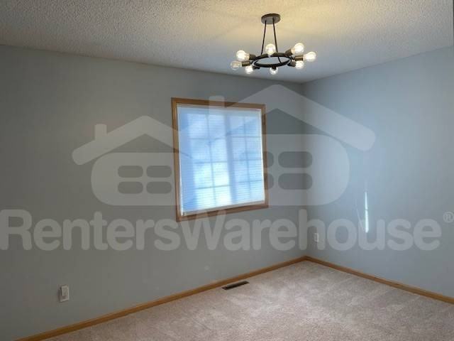 11011 Oak Grove Cir #B - Photo 6 of 12