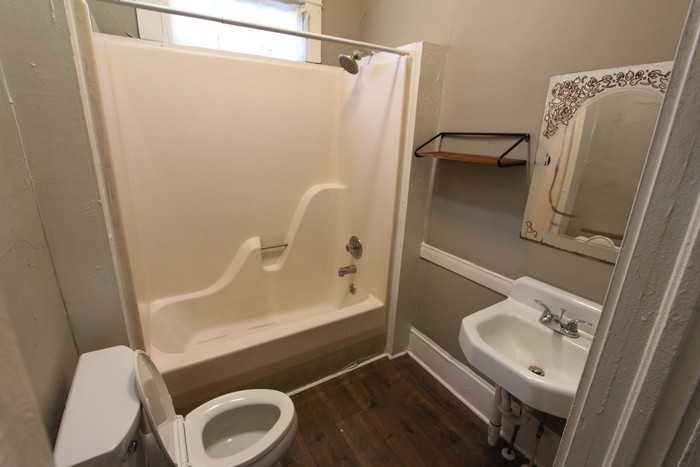 241 Marion St - Photo 7 of 9
