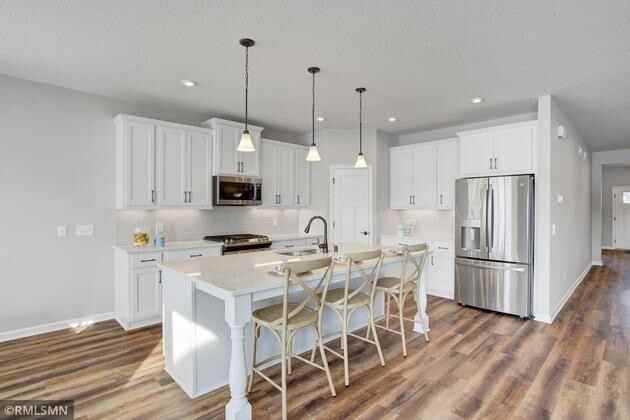 3716 192nd St W - Photo 3 of 24