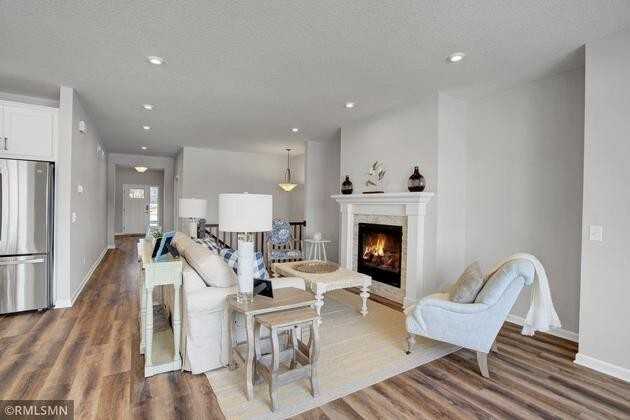 3716 192nd St W - Photo 6 of 24