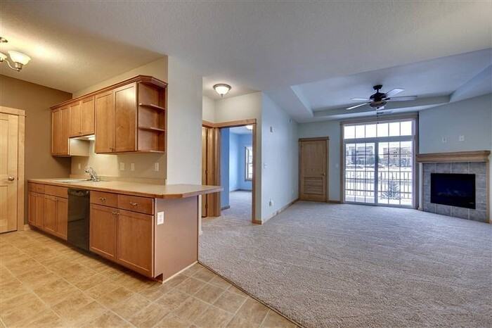 14937 60th St N #107 - Photo 4 of 17