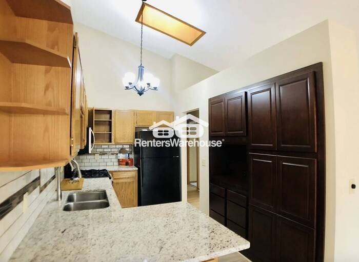 11221 Xavier Cir - Photo 3 of 12