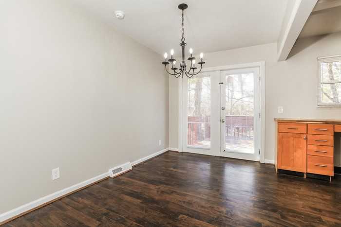 3667 Lakewood Dr - Photo 5 of 12