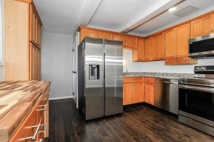 3667 Lakewood Dr - Photo 6 of 12
