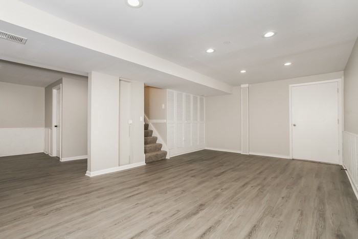 3667 Lakewood Dr - Photo 7 of 12