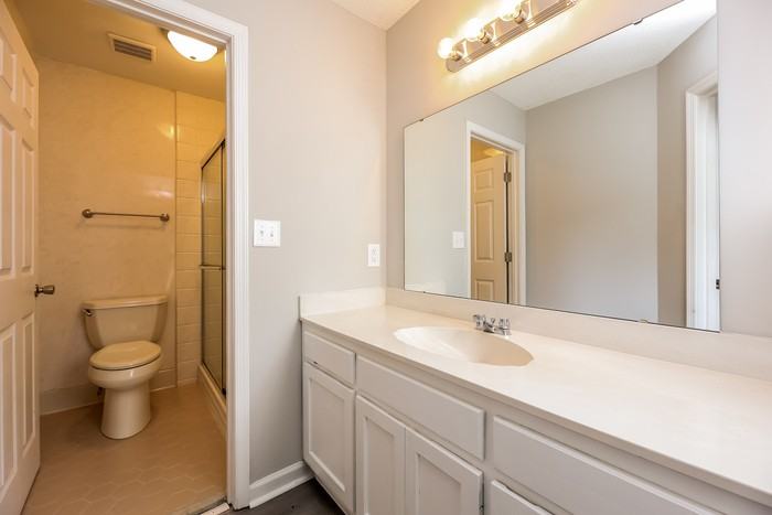 201 Walker Way - Photo 6 of 10