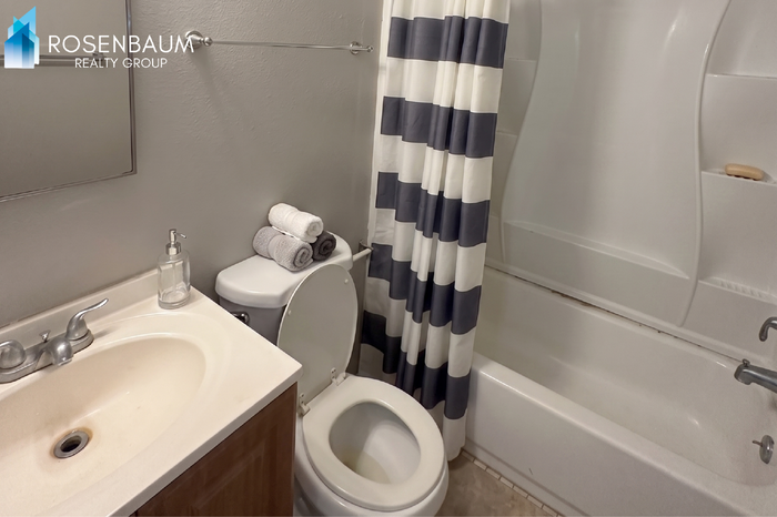 1728 E 6th Ave #1728 - Photo 4 of 5