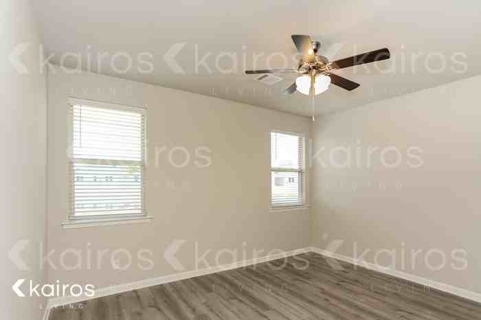 13629 Bellacosa Ave - Photo 5 of 16