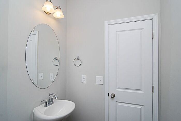 421 Hosea Ct - Photo 4 of 36