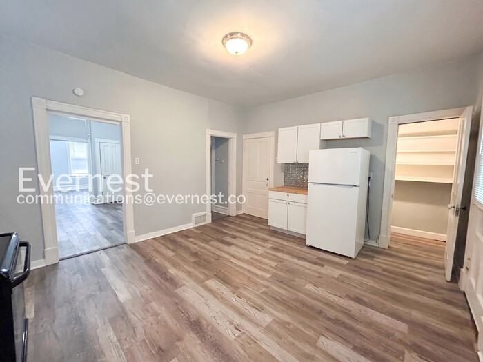 4308 Nebraska Ave #B - Photo 3 of 18