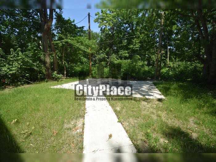 1722 Ingram St #A - Photo 6 of 20