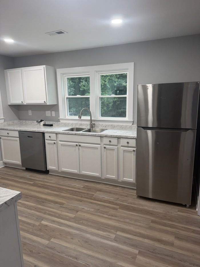 307 Arey Ave - Photo 6 of 15