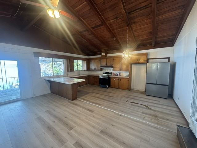 3356 Cypress Ave - Photo 4 of 13