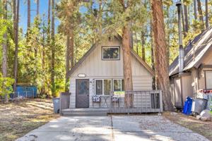 featured image of 42651 Falcon Ave