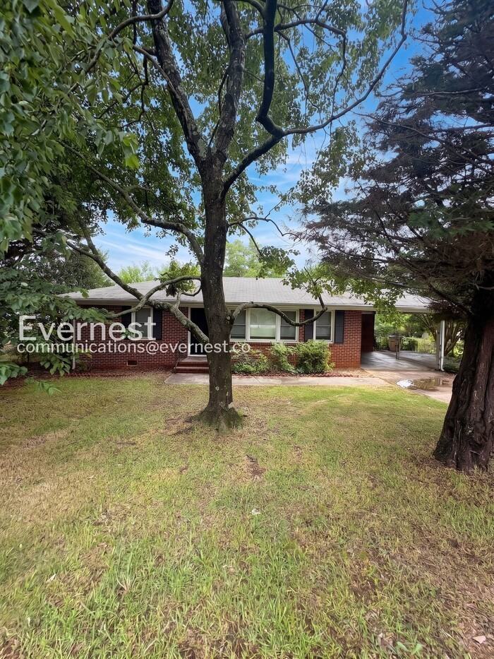 2690 Lake Harbin Rd - Photo 2 of 22