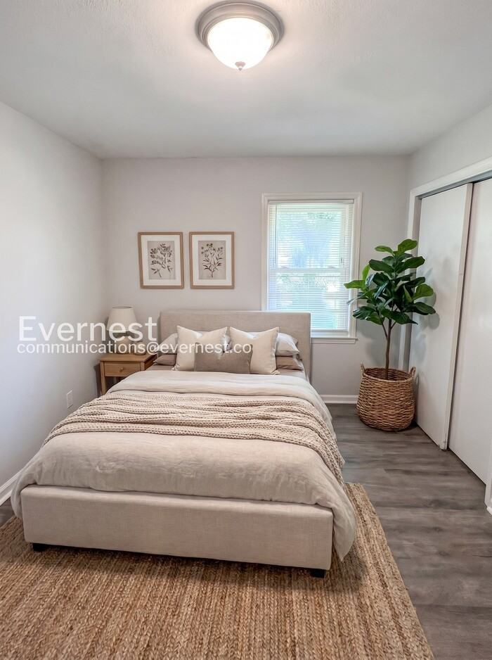 2690 Lake Harbin Rd - Photo 5 of 22