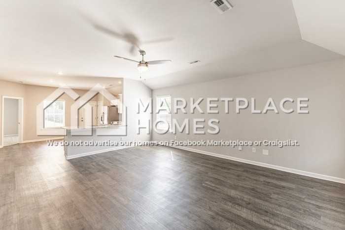 135 Broughton St - Photo 7 of 29