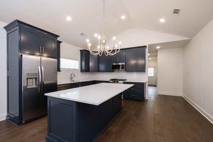 108 Pearl Ave - Photo 5 of 19