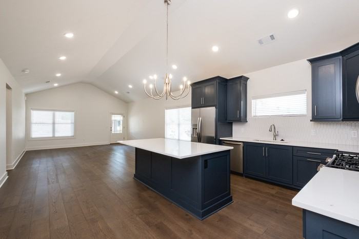 108 Pearl Ave - Photo 6 of 19