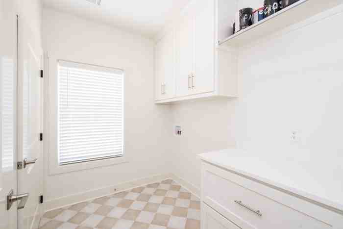 108 Pearl Ave - Photo 7 of 19