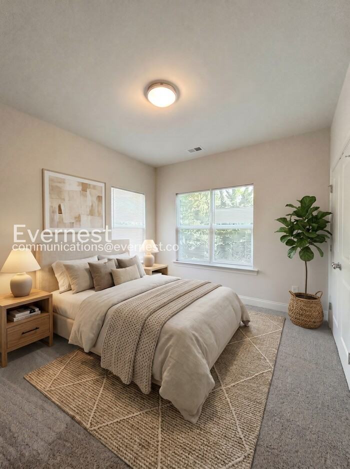 106 Elwood St - Photo 6 of 23