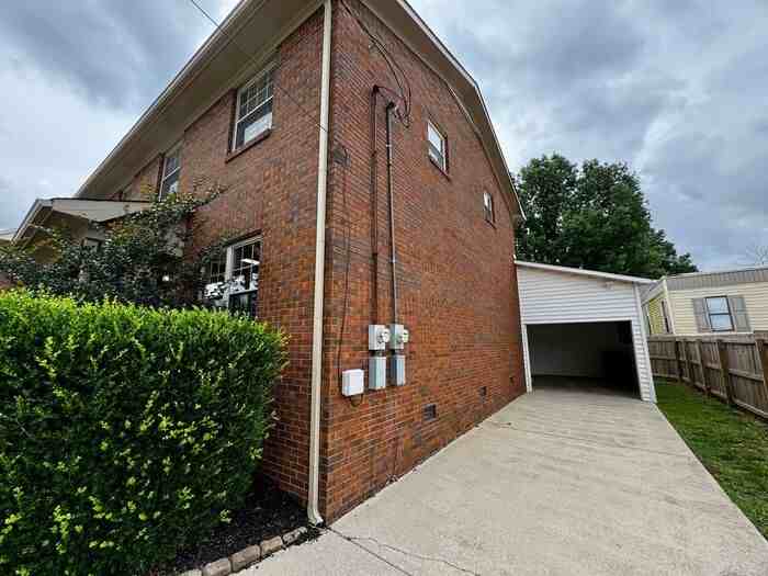 1775 Jeff Rd Nw #B - Photo 2 of 21
