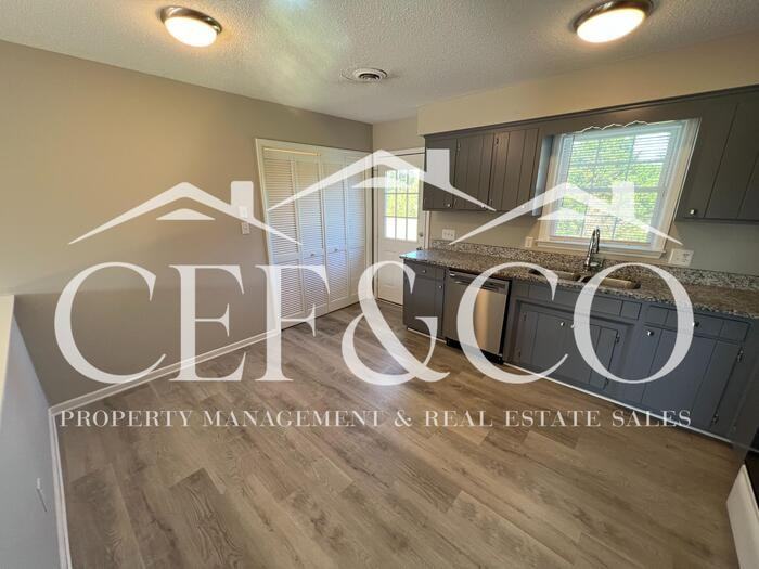 7940 Valley Falls Rd - Photo 5 of 14