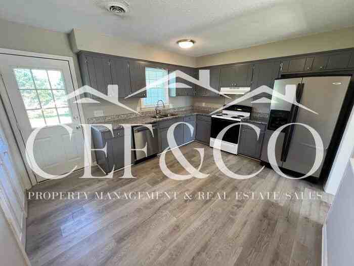 7940 Valley Falls Rd - Photo 6 of 14