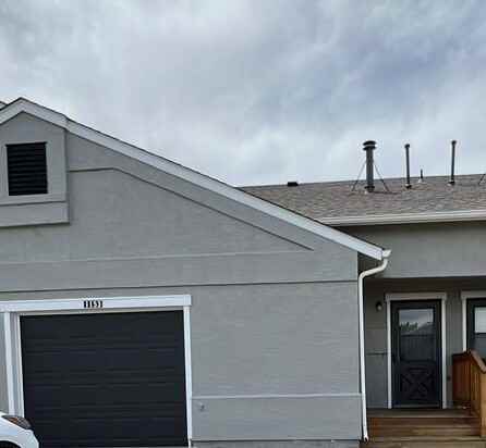 1153 Dakota Dr - Photo 2 of 8