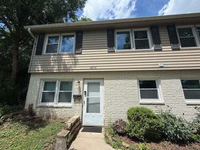 1810 High St - Photo 2 of 15