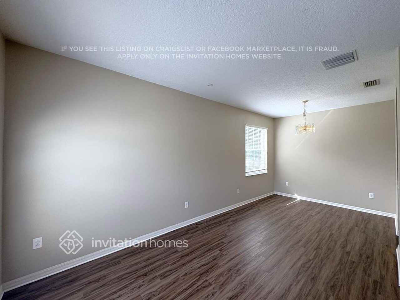4805 Windingbrook Trl - Photo 3 of 16