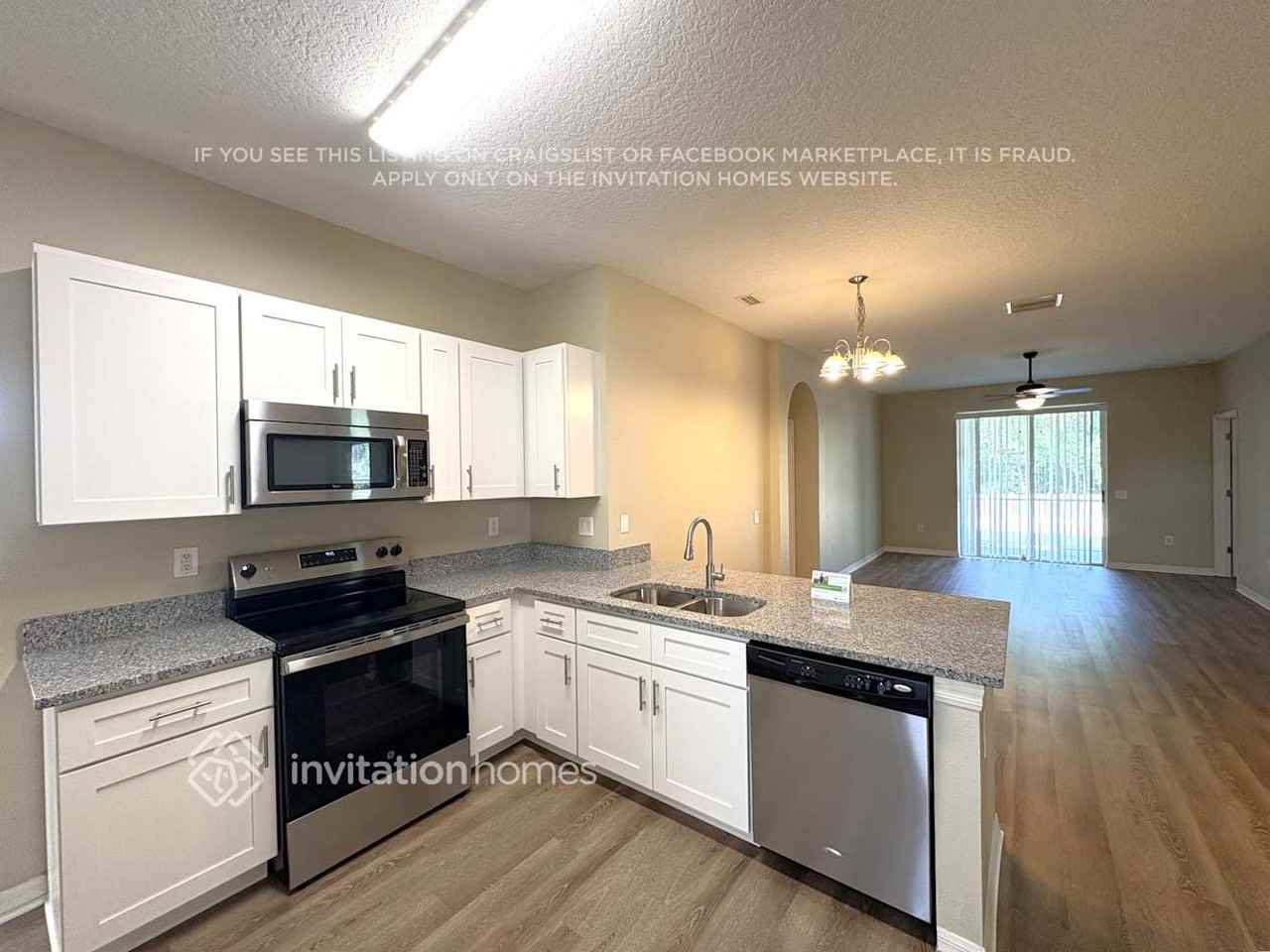 4805 Windingbrook Trl - Photo 5 of 16