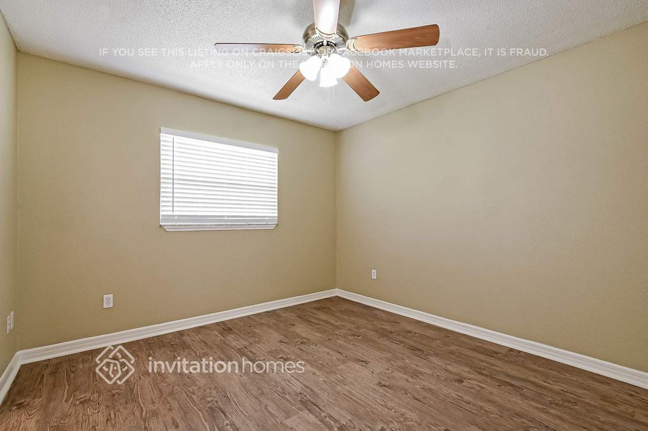 147 Burns Ave - Photo 7 of 17