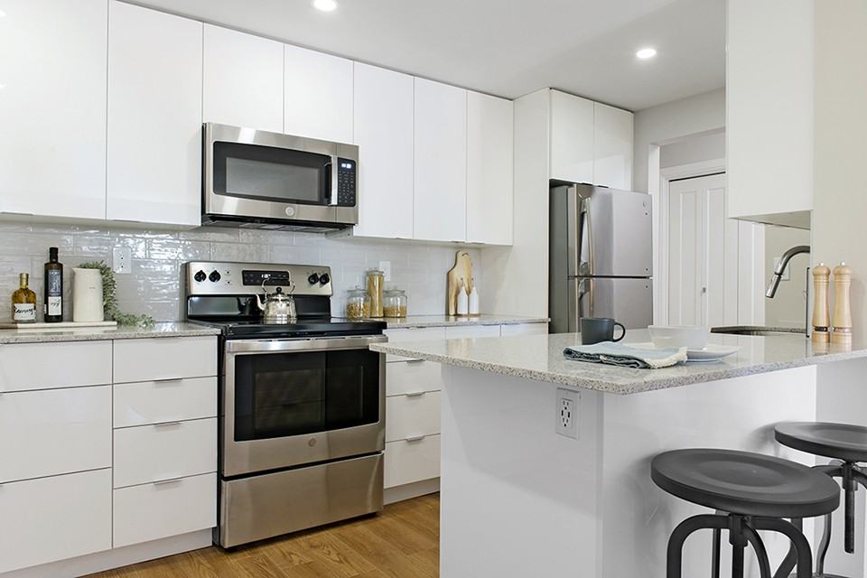 Horizon Towers - Photo 3 of 18