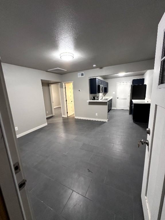 1102 W Cochise Dr #3 - Photo 2 of 7