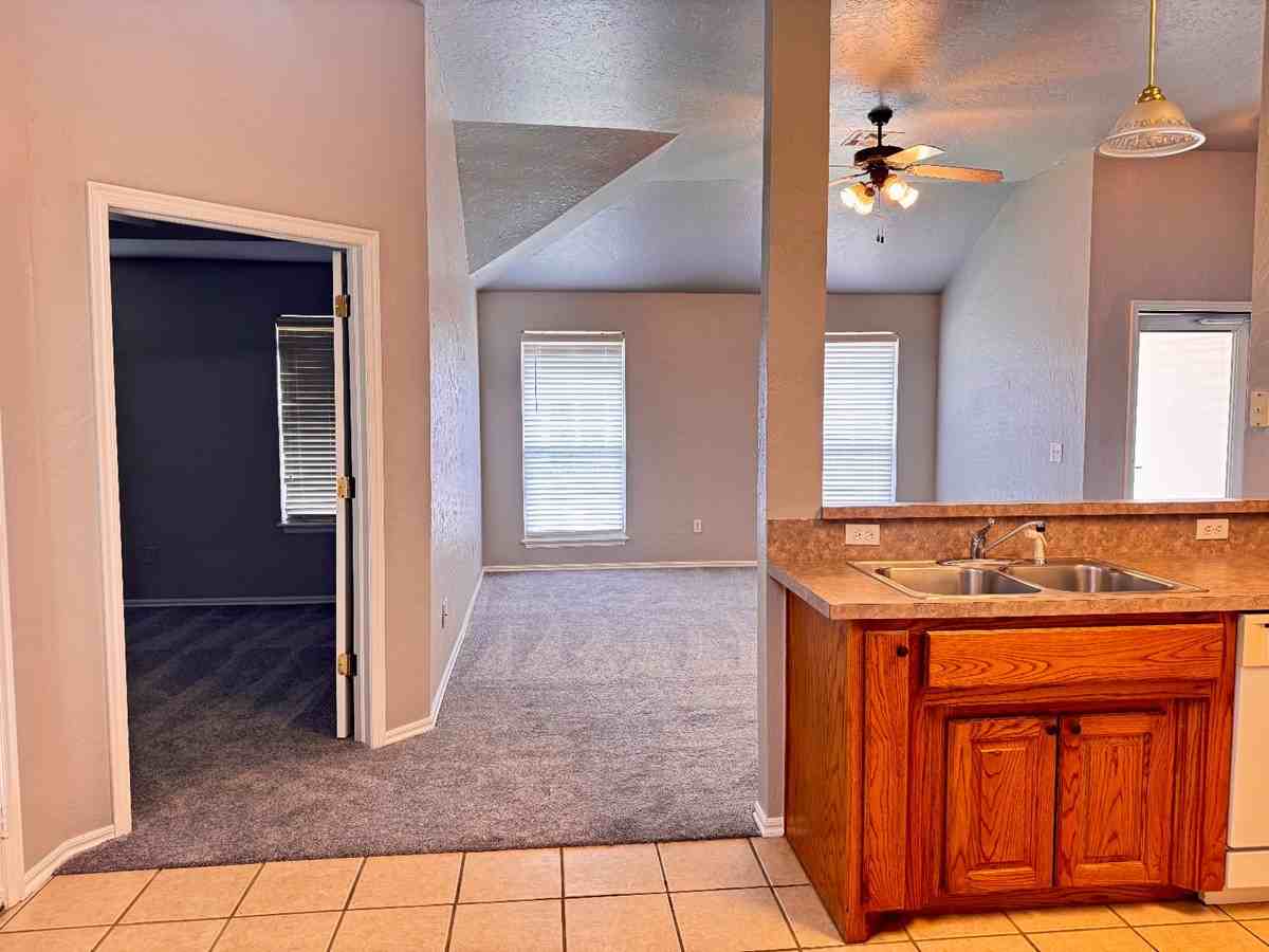 2201 Nw 155th St #1 - Photo 4 of 25