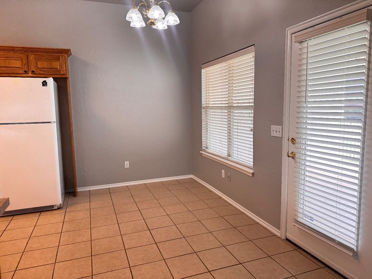 2201 Nw 155th St #1 - Photo 7 of 25