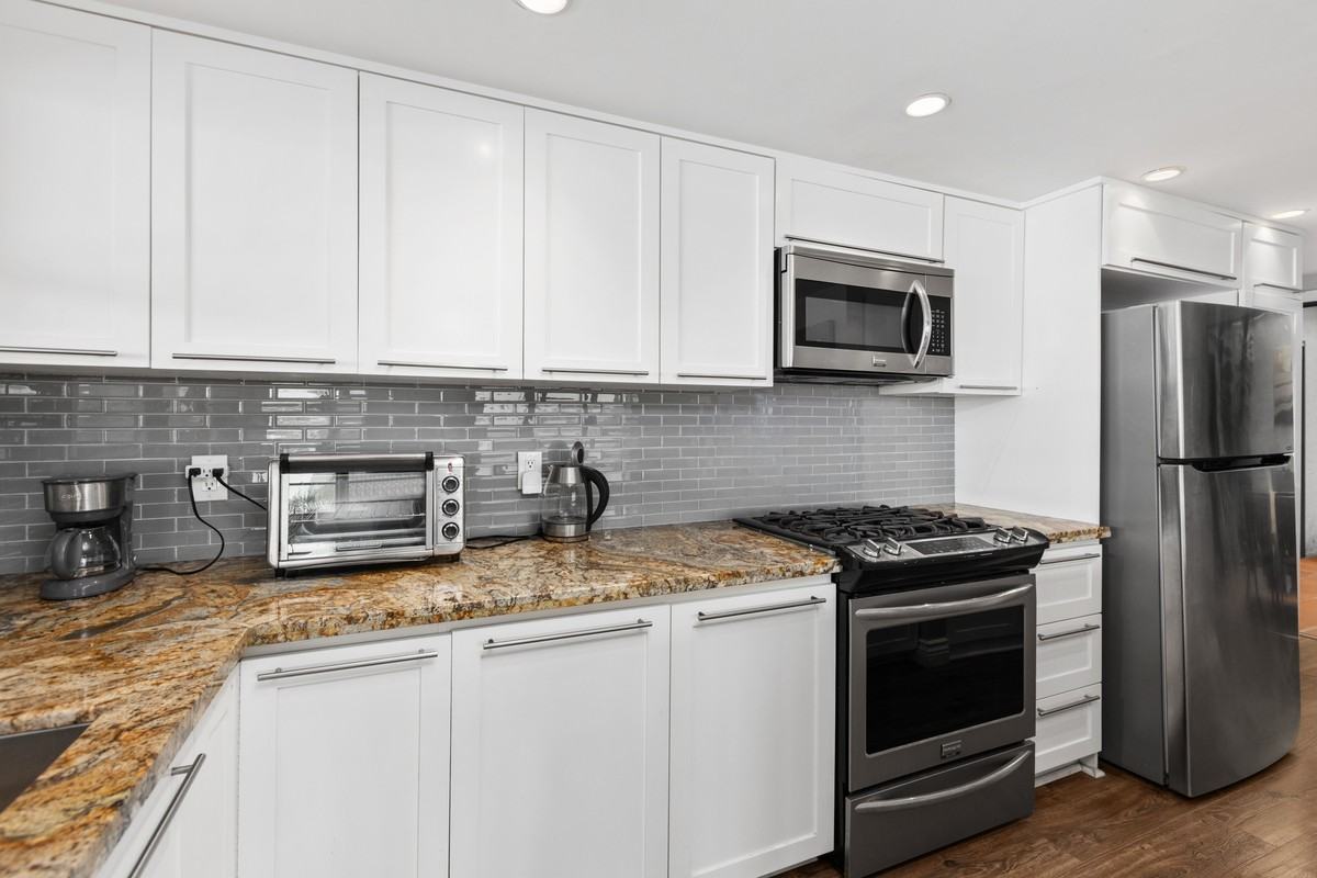 188 Date Ave #1 - Photo 6 of 45