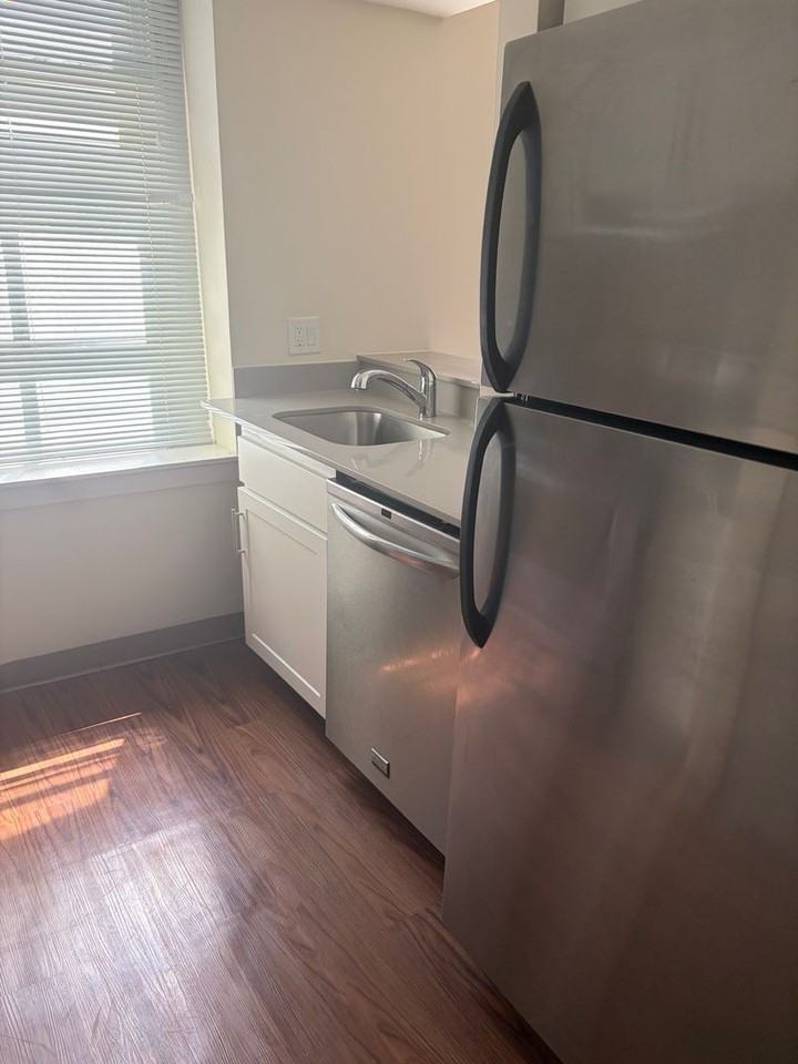 24 S Bank St #206 - Photo 6 of 20