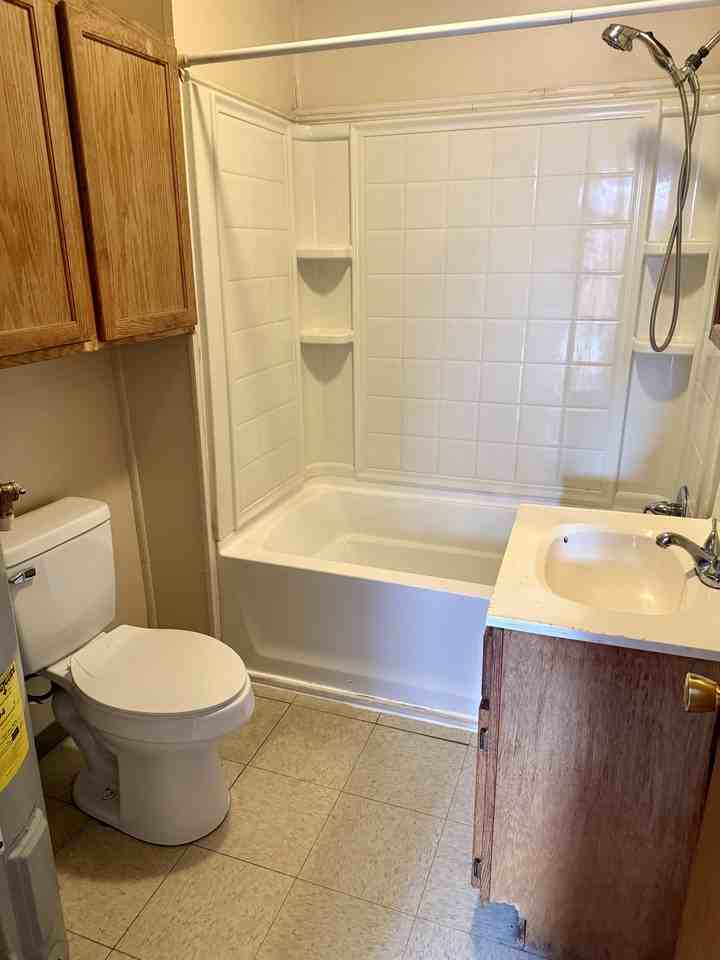 1033 8th St Rear - Photo 3 of 8