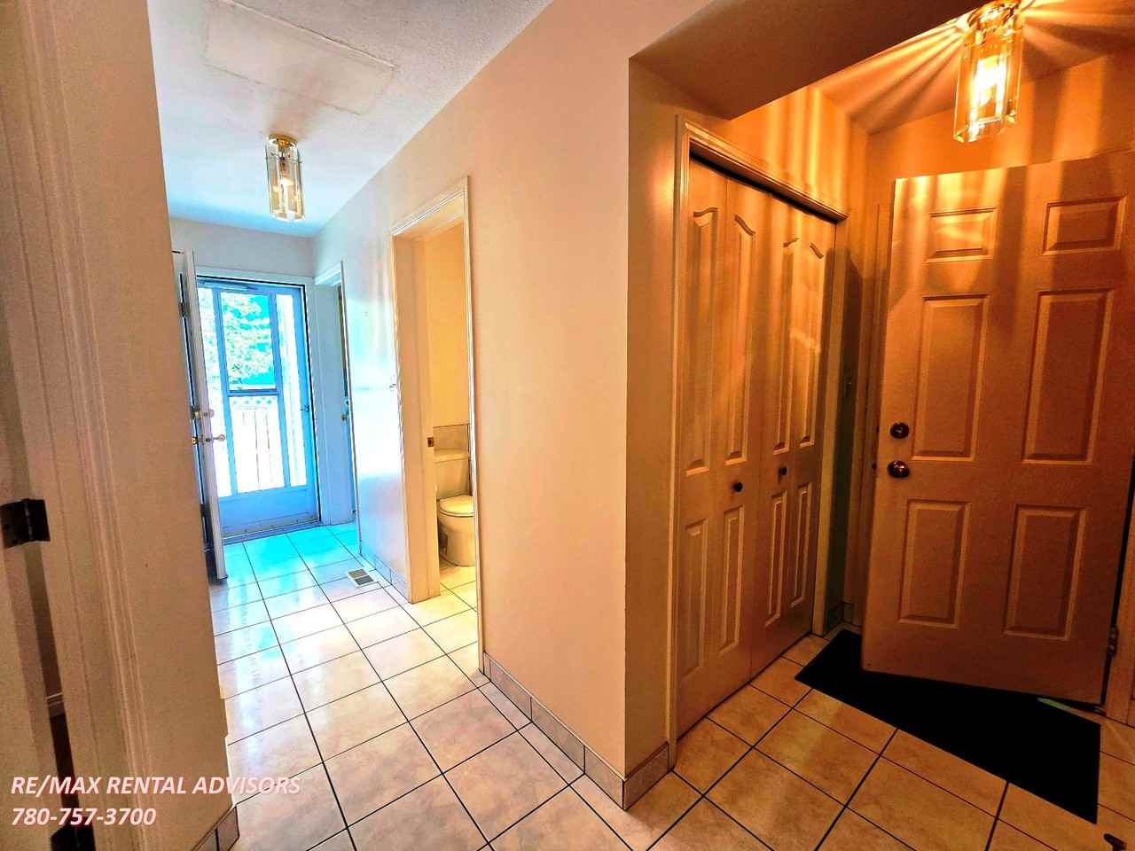 16524 99 St Nw - Photo 7 of 20