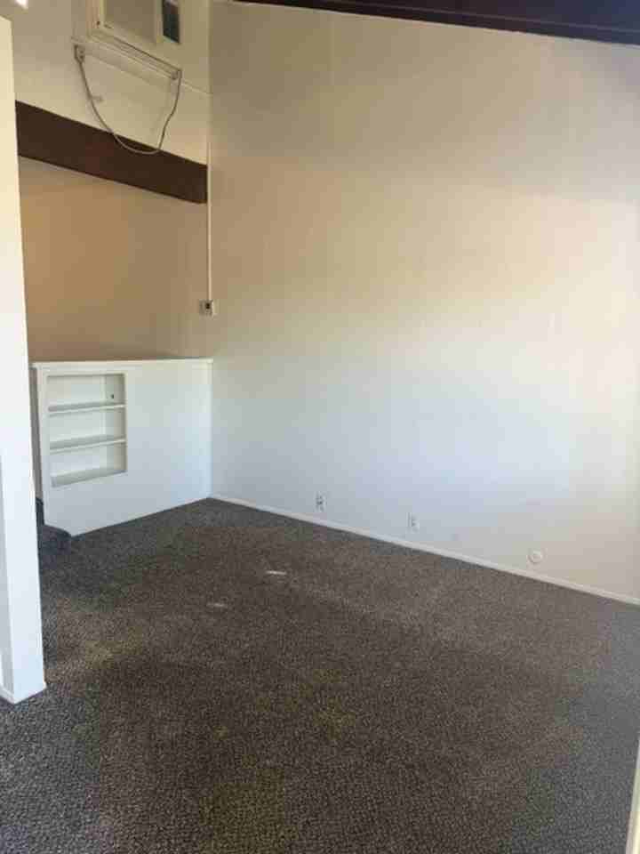 4171 California Ave #18 - Photo 4 of 11