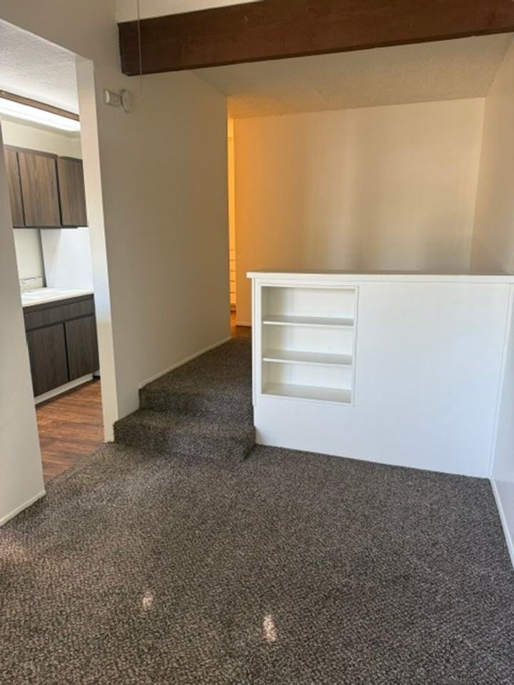 4171 California Ave #18 - Photo 5 of 11