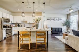 featured image of 634 N Teel Pkwy
